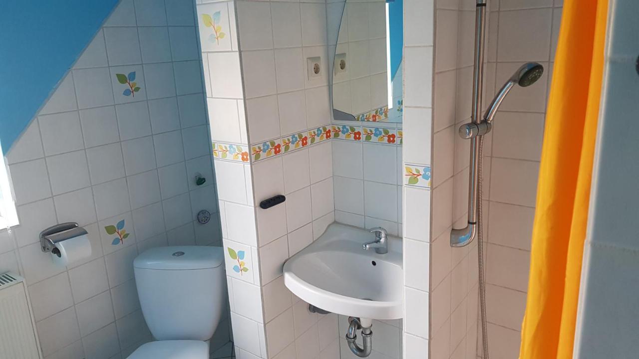 Zimmervermietung Zahn Baalberge Exterior foto