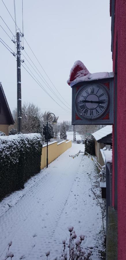 Zimmervermietung Zahn Baalberge Exterior foto